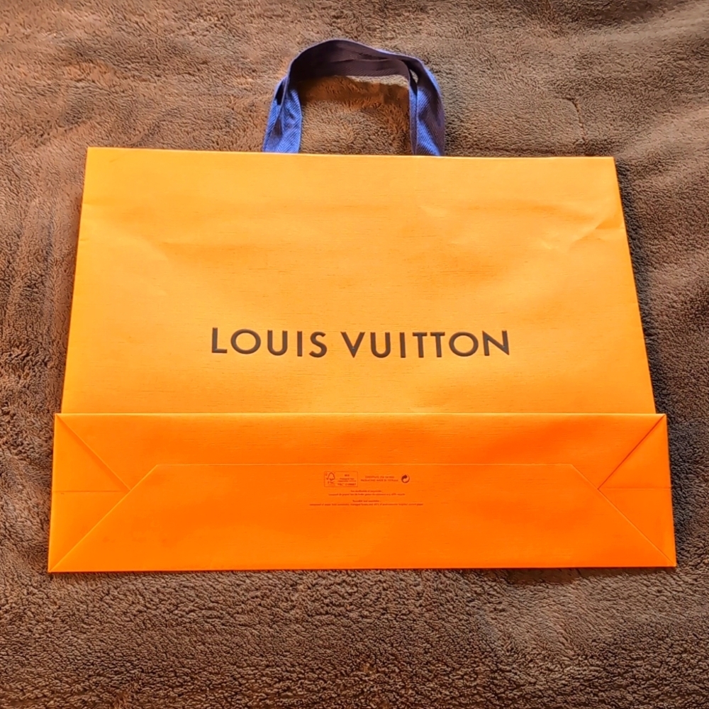 Louis Vuitton| Large Paper Shopping Bag